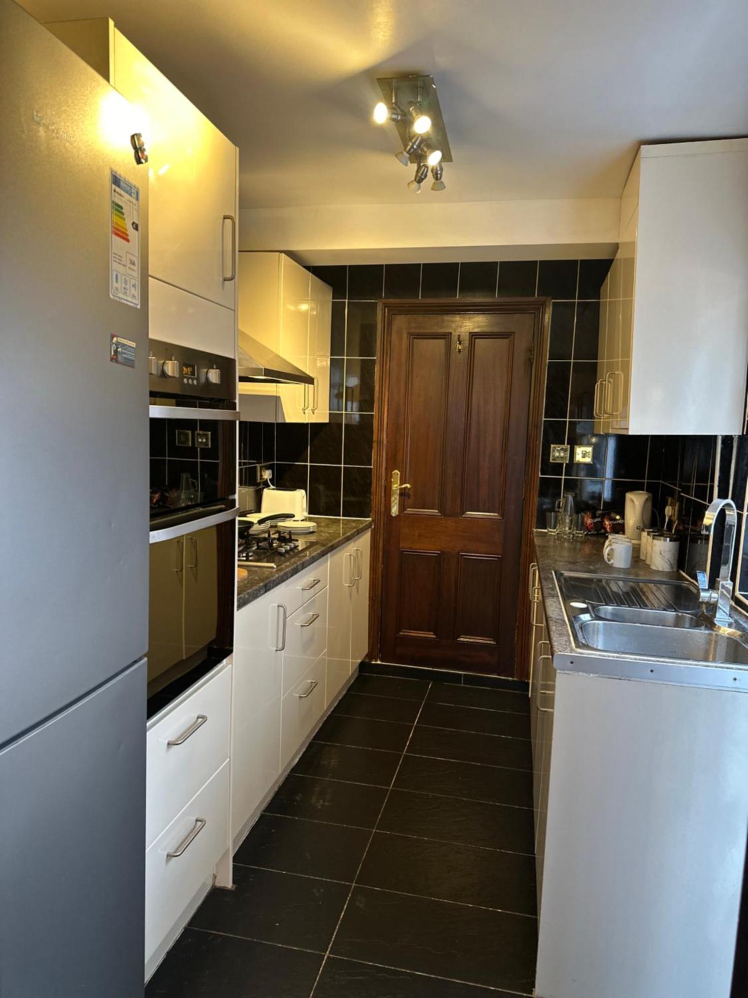 Leavesden Residence - Central - Cosy - Harry Potter วัตฟอร์ด ภายนอก รูปภาพ