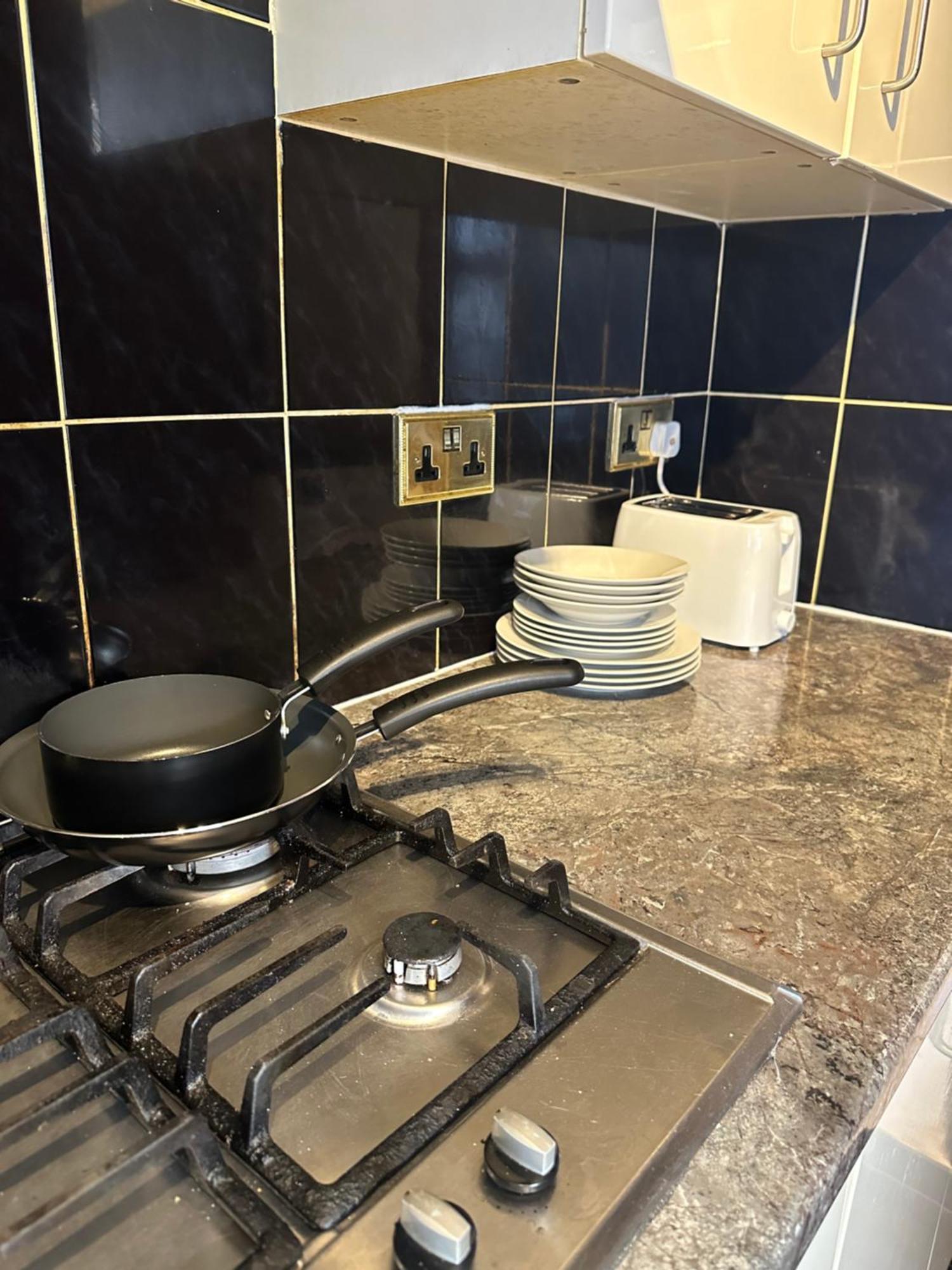 Leavesden Residence - Central - Cosy - Harry Potter วัตฟอร์ด ภายนอก รูปภาพ